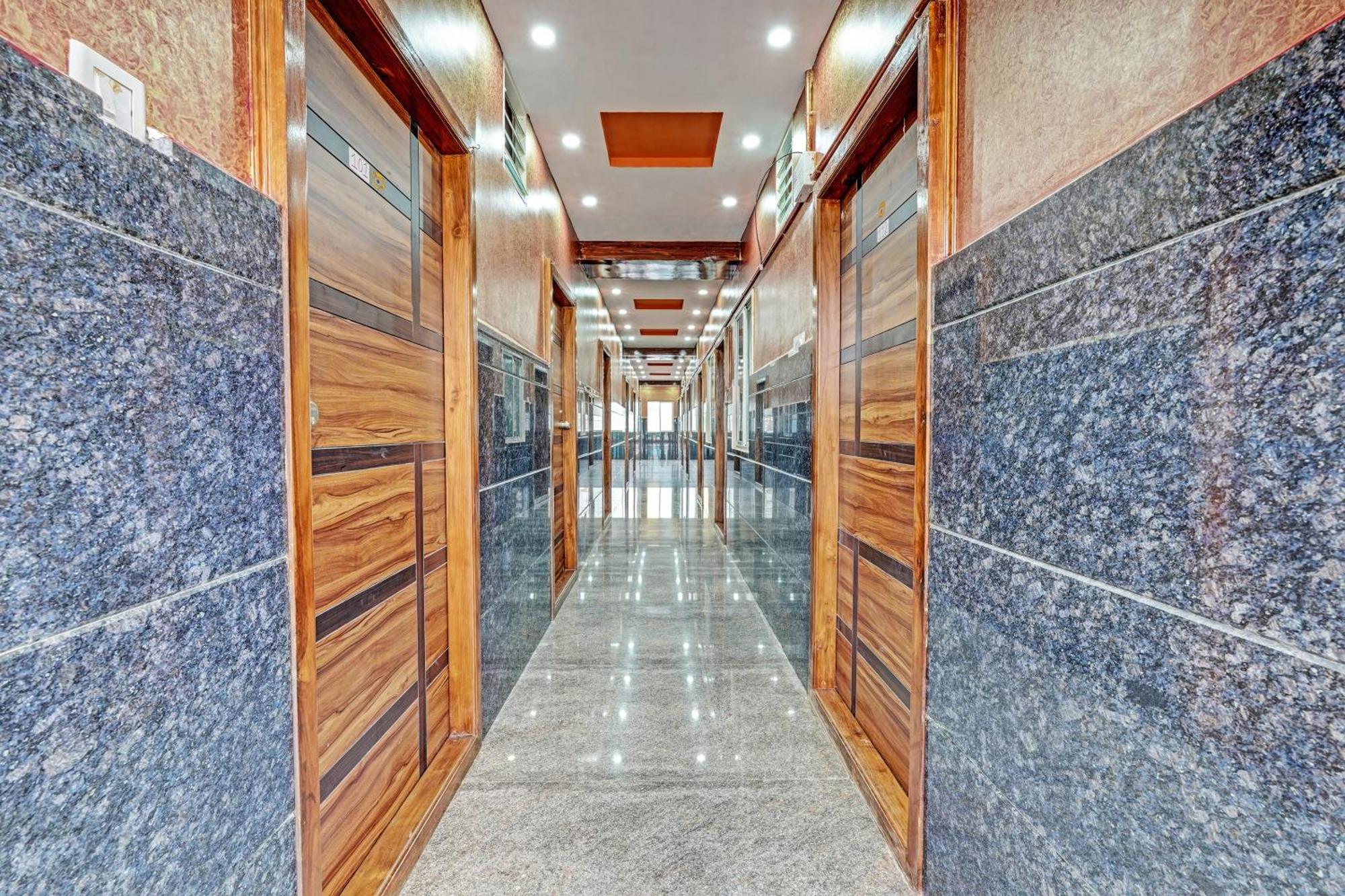 Hotel O Flagship Mr Lodge Bangalore Bagian luar foto